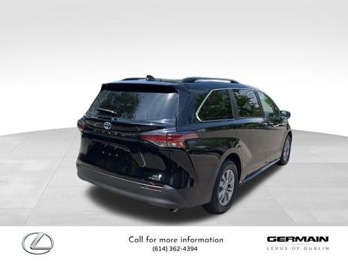 2022 Toyota Sienna XLE 7 Passenger