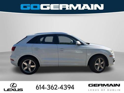 Cortina White 2015 Audi Q3 2.0T Premium Plus