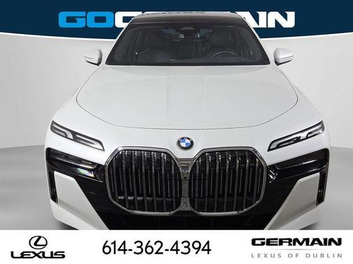Alpine White 2025 BMW 740 xDrive
