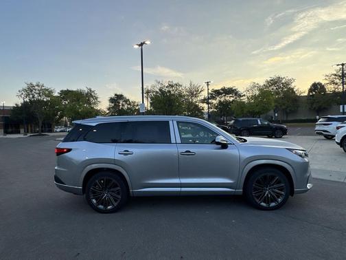 2026 Lexus TX 350 Luxury