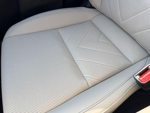 2025 Lexus NX 350h Luxury