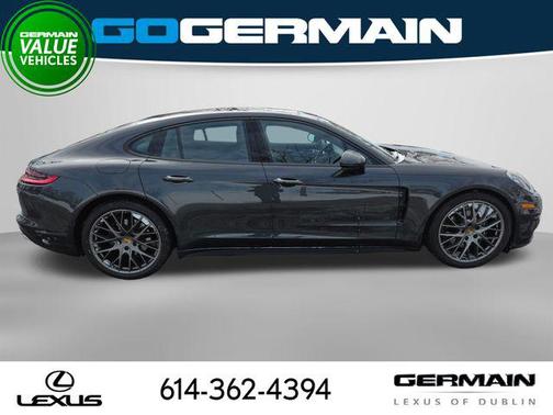 2018 Porsche Panamera 4