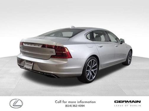2018 Volvo S90 T6 Momentum