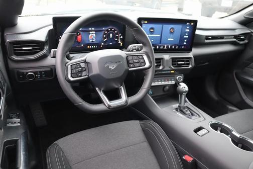 2025 Ford Mustang EcoBoost