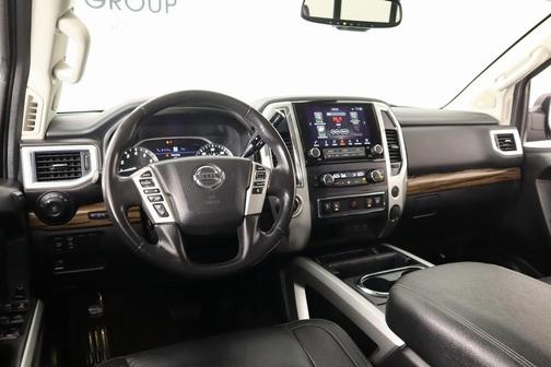 2021 Nissan Titan SL