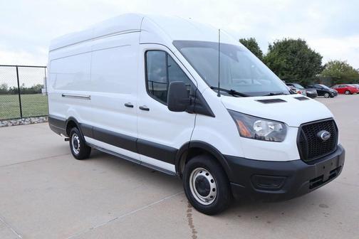 2022 Ford Transit-250 Base