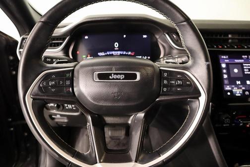 2022 Jeep Grand Cherokee L Laredo
