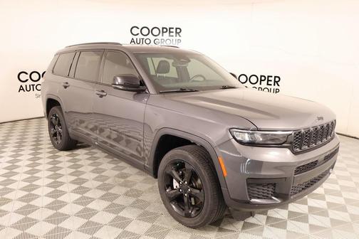 2022 Jeep Grand Cherokee L Laredo