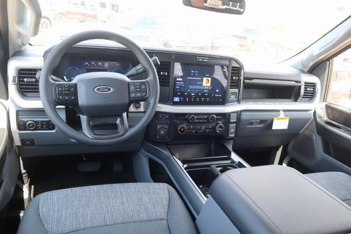 2025 Ford F-350 XLT
