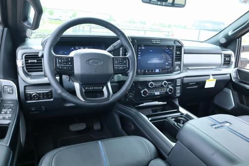 2025 Ford F-350 Platinum