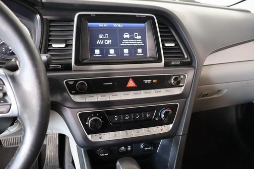2018 Hyundai SONATA SEL