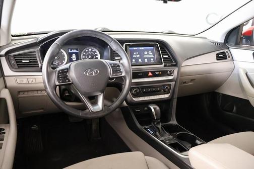 2018 Hyundai SONATA SEL