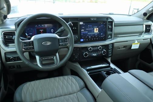 2025 Ford F-250 Platinum