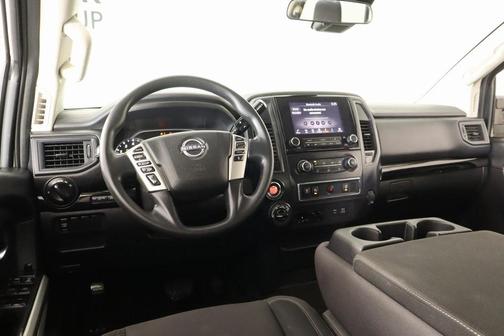 2023 Nissan Titan XD SV
