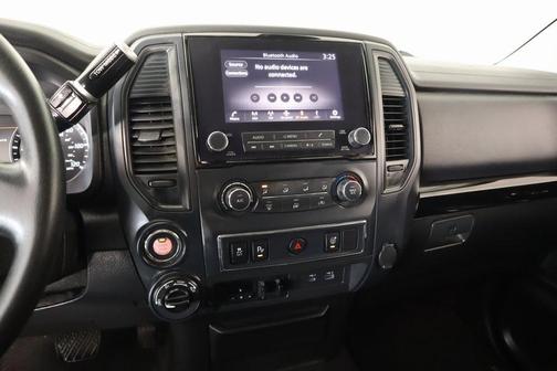 2023 Nissan Titan XD SV