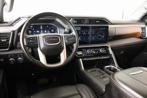2024 GMC Sierra 2500 Denali