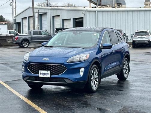 2022 Ford Escape Titanium