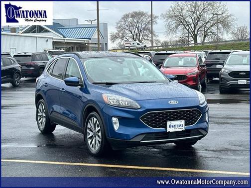 2022 Ford Escape Titanium
