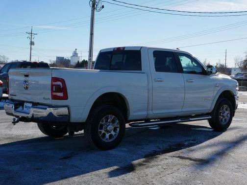 2022 RAM 3500 Laramie Crew Cab 4x4 6'4' Box