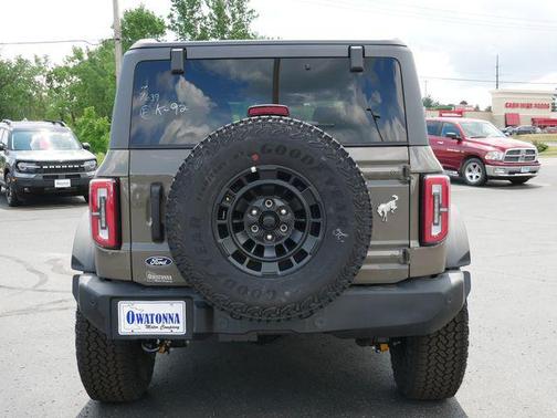 Marsh Gray 2026 Ford Bronco Outer Banks