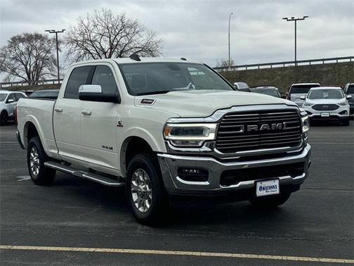 2022 RAM 3500 Laramie Crew Cab 4x4 6'4' Box