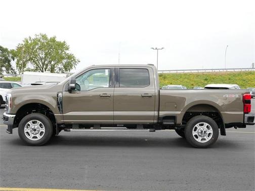 2026 Ford F-350 XLT