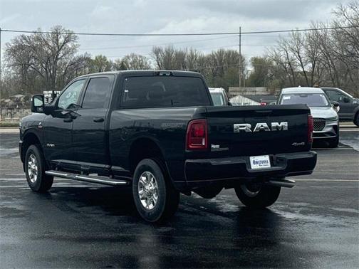 2025 RAM 3500 Big Horn Crew Cab 4x4 6'4' Box