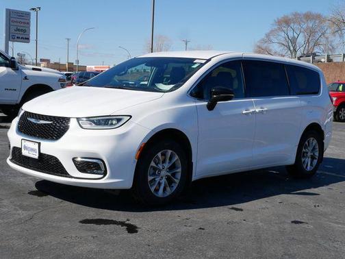 2026 Chrysler Pacifica L