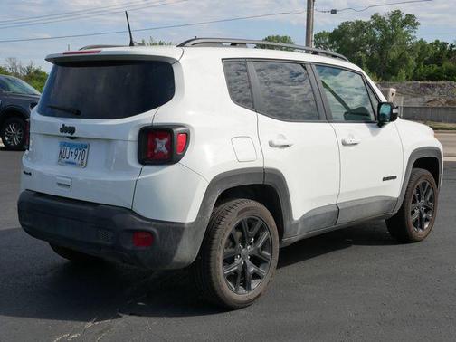 Alpine White Clearcoat 2023 Jeep Renegade Altitude