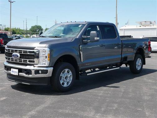 2025 Ford F-350 XLT