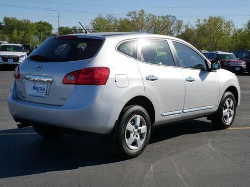 Brilliant Silver 2015 Nissan Rogue Select S