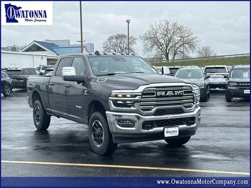 2025 RAM 3500 Laramie Crew Cab 4x4 6'4' Box