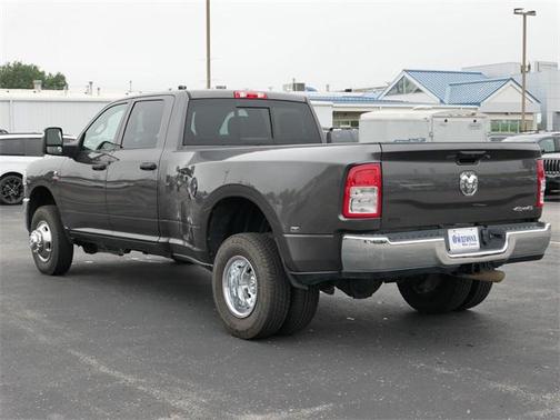 2024 RAM 3500 Tradesman Crew Cab 4x4 8' Box