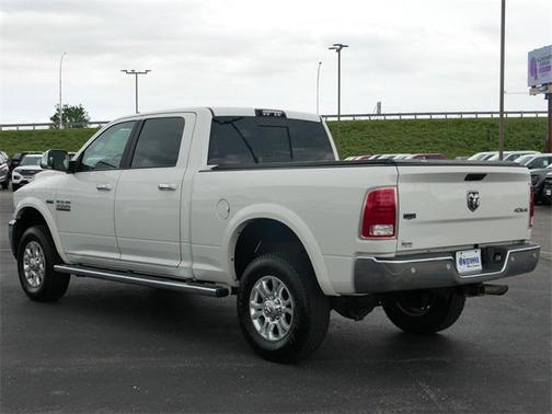 2017 RAM 2500 Laramie Crew Cab 4x4 6'4' Box
