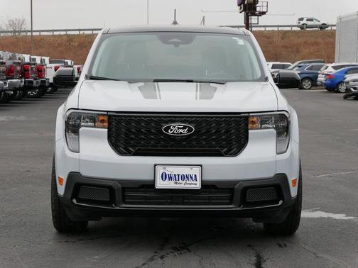 Space White Metallic 2025 Ford Maverick XLT