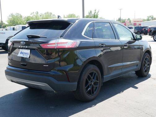 Agate Black Metallic 2024 Ford Edge SEL