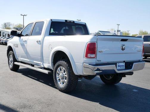 Bright White Clearcoat 2018 RAM 3500 Laramie Crew Cab 4x4 6'4' Box