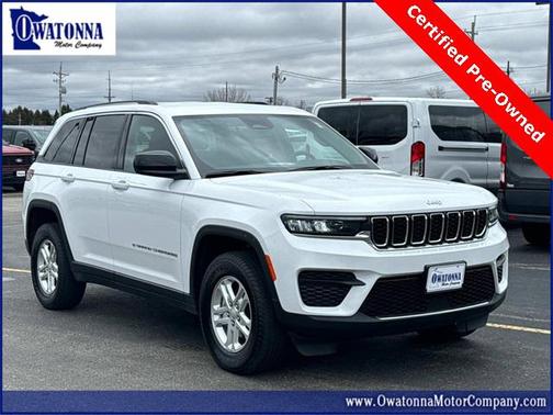 2023 Jeep Grand Cherokee Laredo