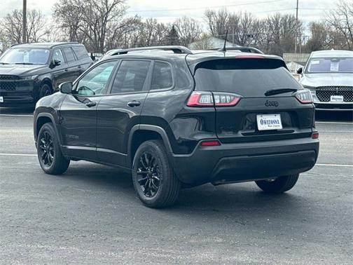 2023 Jeep Cherokee Altitude