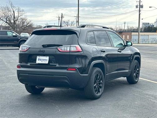 2023 Jeep Cherokee Altitude