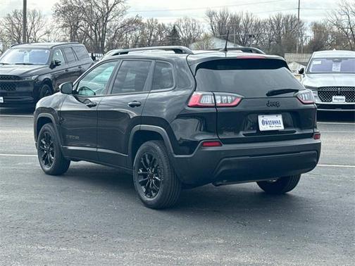 2023 Jeep Cherokee Altitude