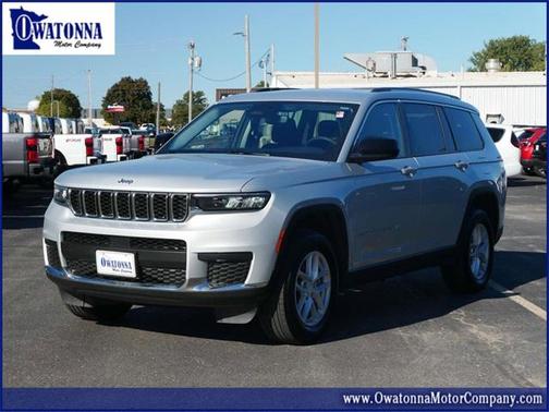 2023 Jeep Grand Cherokee L Laredo