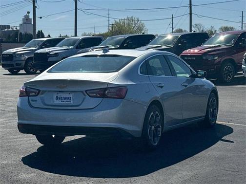 2021 Chevrolet Malibu FWD LT