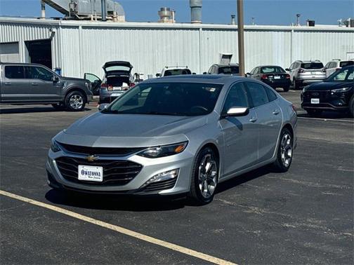 2021 Chevrolet Malibu FWD LT
