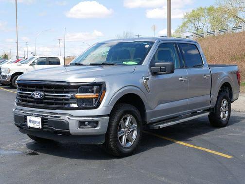 Iconic Silver Metallic 2025 Ford F-150 XLT