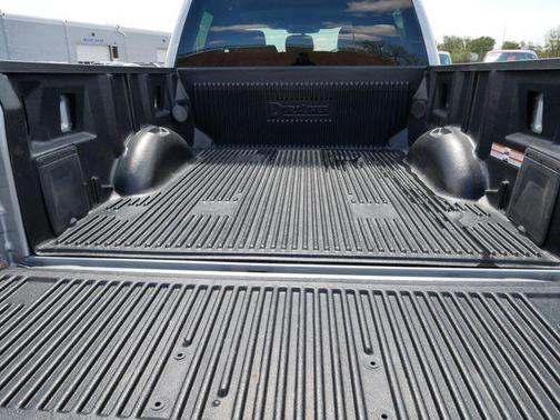 Iconic Silver Metallic 2025 Ford F-150 XLT