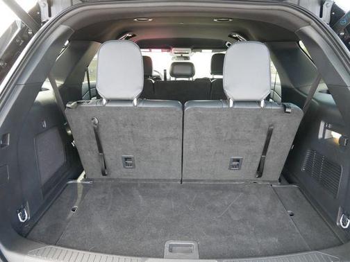 Black Metallic 2025 Ford Explorer ST-Line
