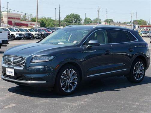 2023 Lincoln Nautilus Reserve
