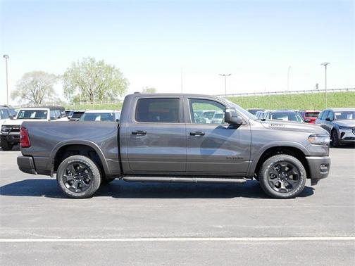 2025 RAM 1500 Big Horn/Lone Star