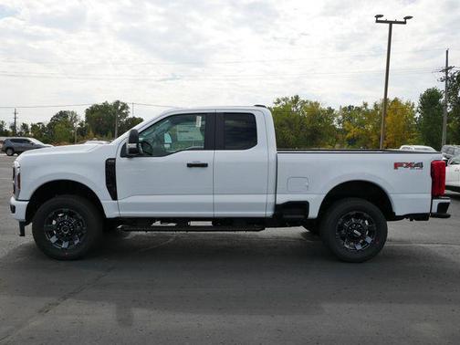 Oxford White 2026 Ford F-350 XL